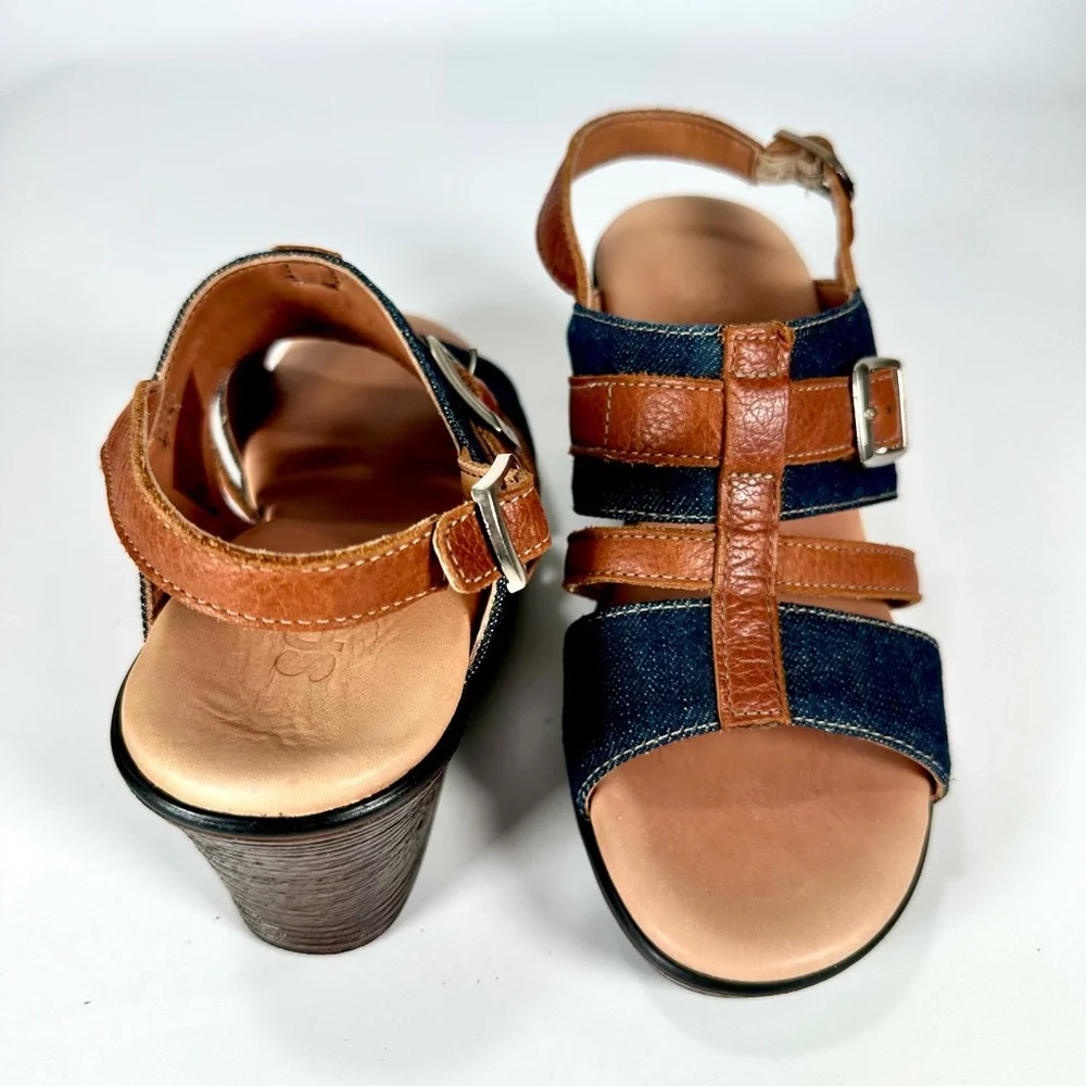 SAS Women’s Layla T-strap Wedge
Sandals - Picture 7 of 11